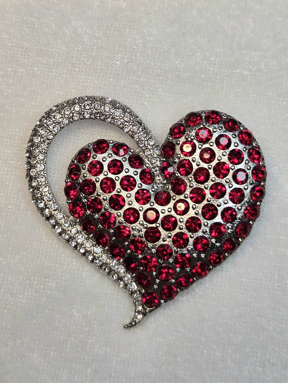 Asymmetrical Open-heart Rhinestone Brooch / Pin